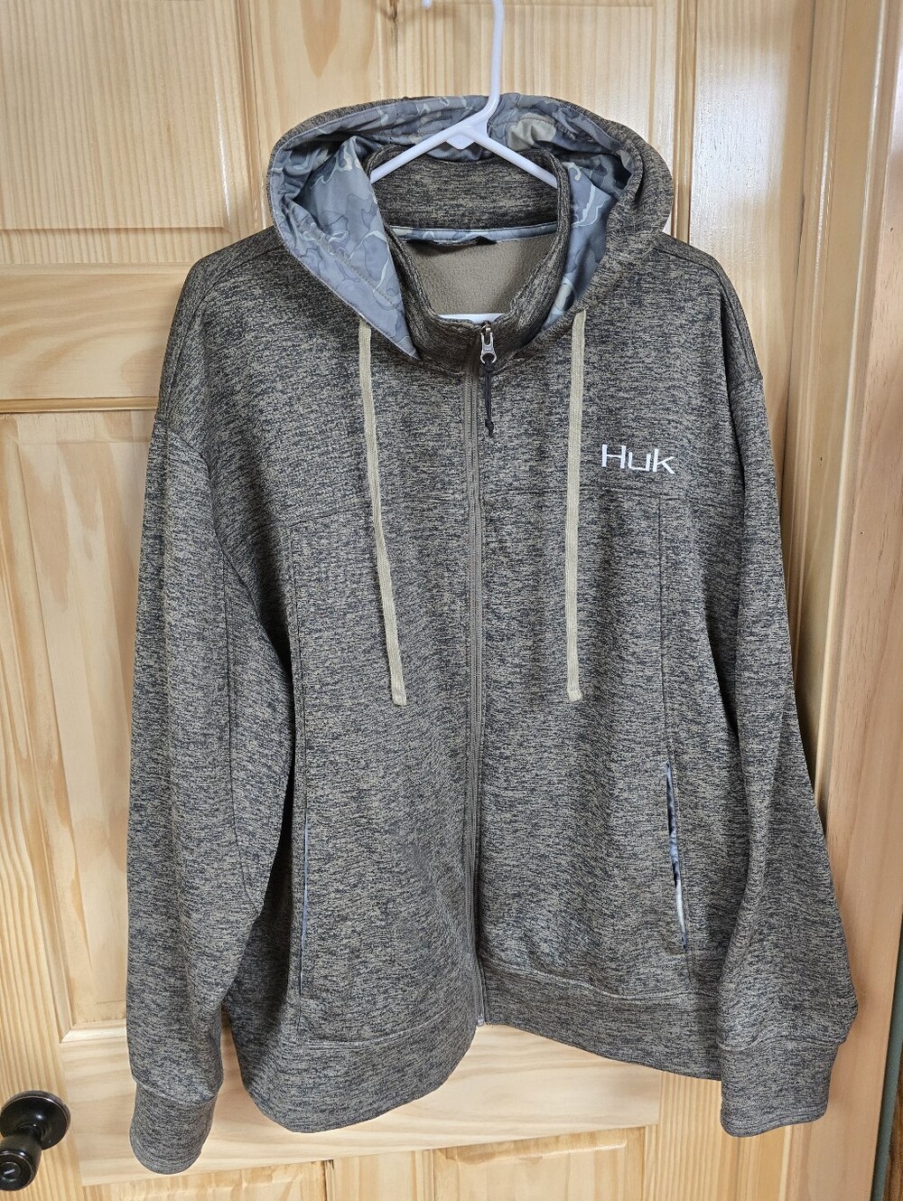 Huk Heathered Olive Green Full-Zip Hoodie with Camo Lined Hood